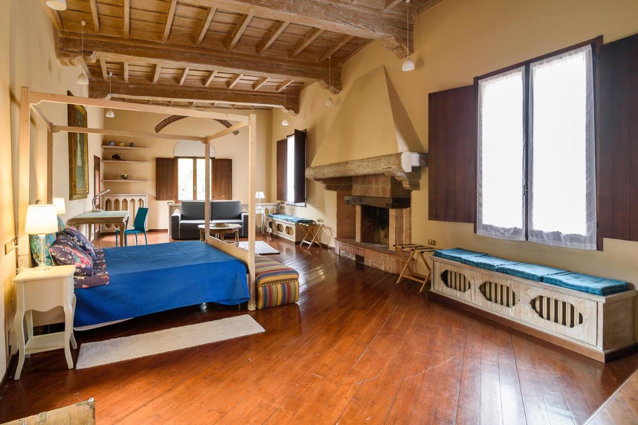 Castello Di Montonate Villa Mornago Bagian luar foto