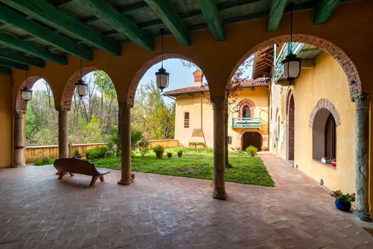 Castello Di Montonate Villa Mornago Bagian luar foto